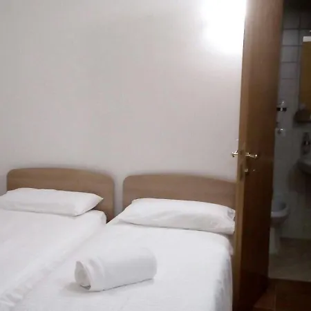 Montegrappa Apartment *